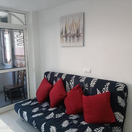 Piso Con Parkinprivado Y A10Minutosdelaplayaandando Apartment Malaga Exterior photo