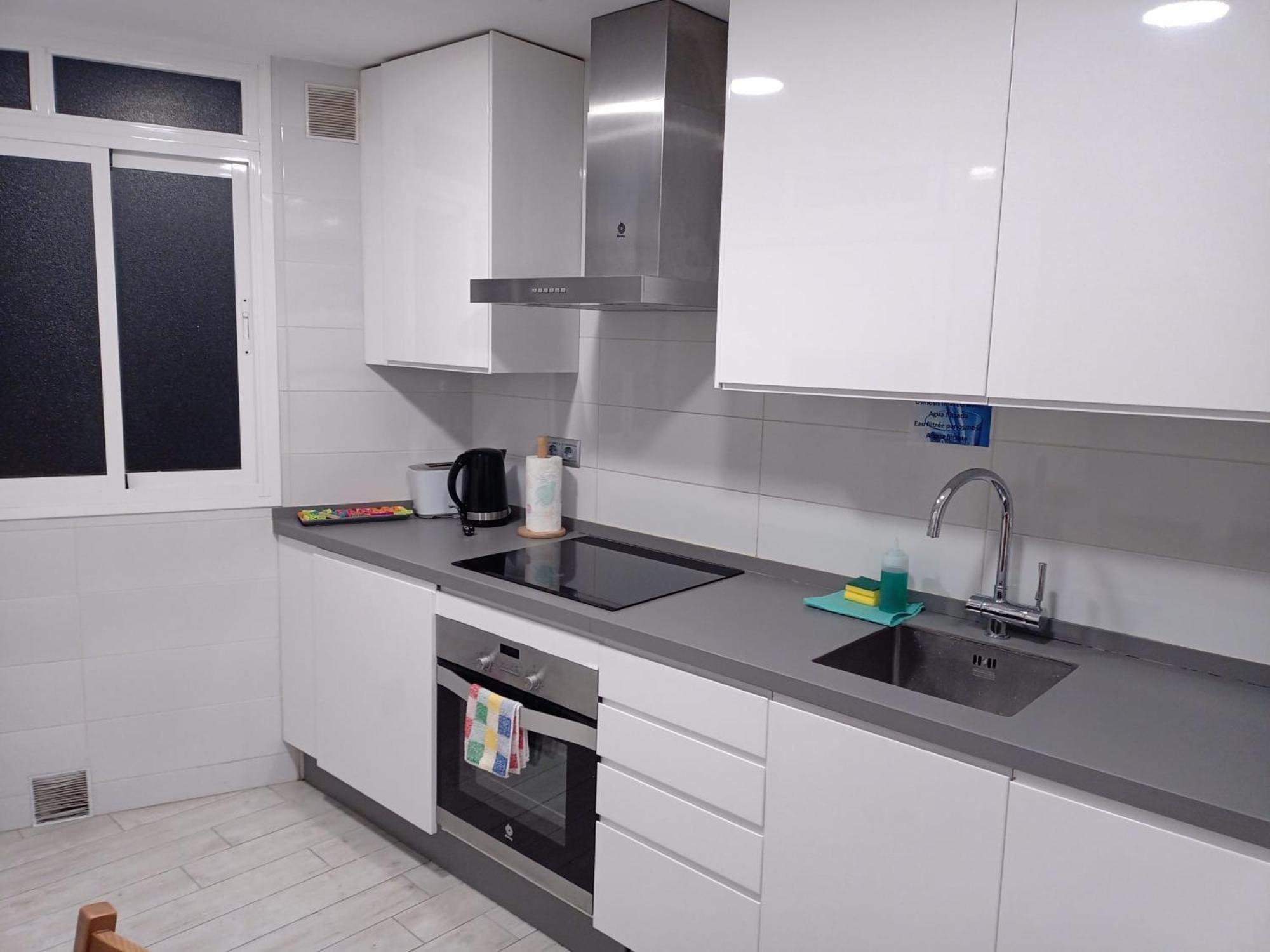 Piso Con Parkinprivado Y A10Minutosdelaplayaandando Apartment Malaga Exterior photo