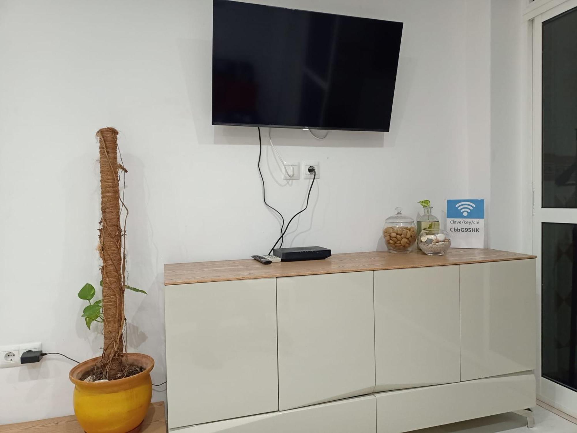 Piso Con Parkinprivado Y A10Minutosdelaplayaandando Apartment Malaga Exterior photo